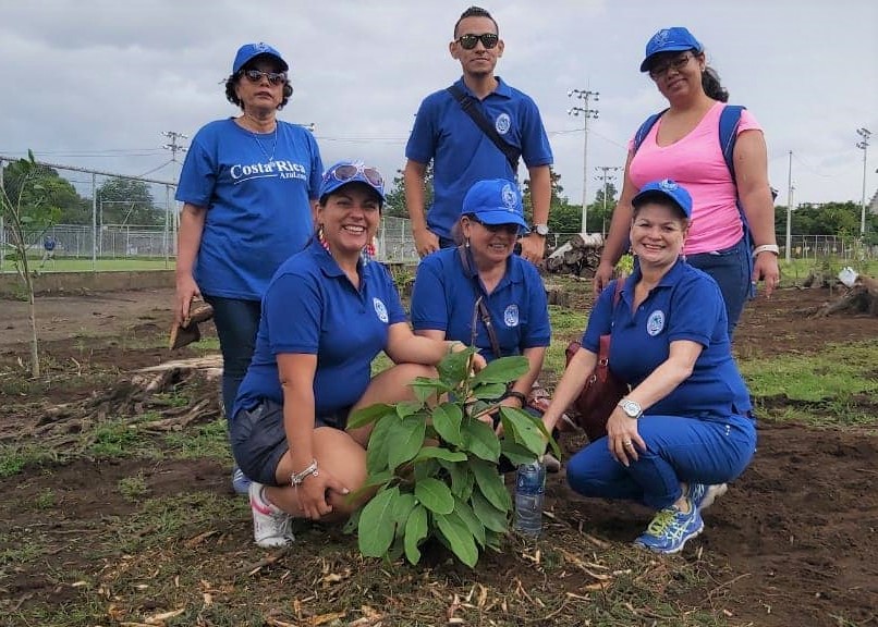 “COPROBI representatives after planting native trees in the Sabana Metropolitan Park ” by COPROBI is licensed under CC BY 4.0